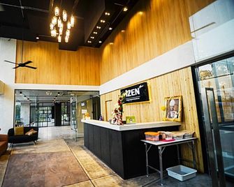 Izen Budget Hotel & Residences (Plus) - Rayong - Reception