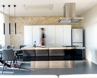 Luxury Hillside Villa with Sea Views - Onna - Recepción