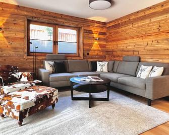 Boutique Kaiserlodge für 8 mit Sauna & Whirlpool - Reith bei Kitzbuhel - Sala de estar