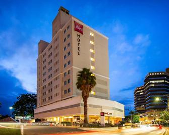 Ibis Sao Jose - Sao Jose - Building