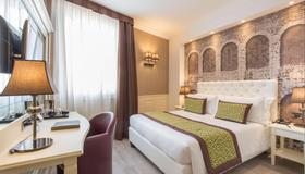 Hotel San Pietro - Verona - Phòng ngủ