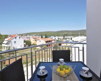 Amazing Home in Bibinje With Wifi and 1 Bedrooms - Bibinje - Balkon