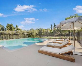 Lechusa - Secluded Creative Compound: Luxury 2-Acre Estate w/ Studio & Pool - Malibu - Pool