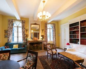 Chateau In Magnificent Park With Swimming Pool - Thuir - Living room