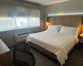 Best Western Roslyn-Long Island Hotel - Roslyn - Habitación