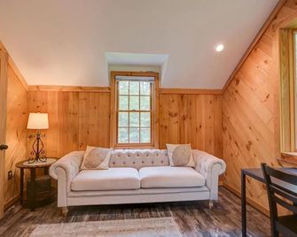 Conway Cozy Getaway Home - Conway - Wohnzimmer