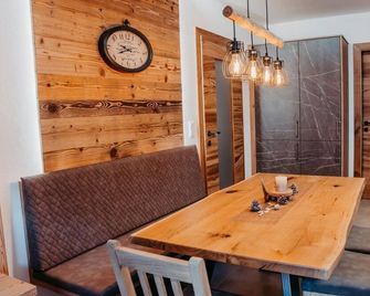Ferienwohnung Sabine - Flattach - Eetruimte