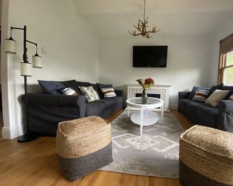 Catskill Seasons Inn - Shandaken - Sala de estar