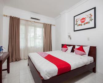OYO 796 Penginapan Fergael - Pematangsiantar - Bedroom