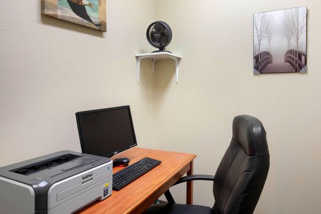 Comfort Inn 97 1 0 2 Willow Springs Hotel Deals Reviews
