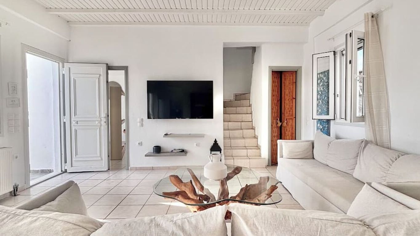 Amperian Mykonos Suites & Villas