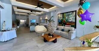 Hotel & Suites Las Palmas - San Jose del Cabo - Rakennus