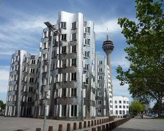 Gästehaus Grupello - Düsseldorf - Gebäude