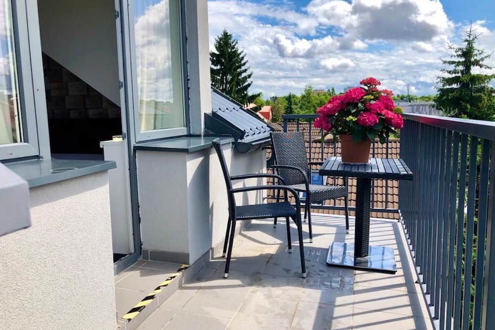 جراند بيتيت هوتل إكس شاتو جيسون - براغ - شرفة