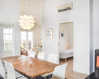 Four-Bedroom Holiday Home In Nysted - Nysted