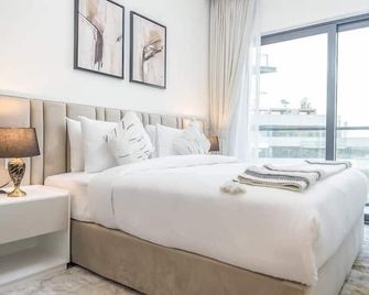 Vogue Sobha Hartland Lush Oasis Near Dow - Dubai - Habitació