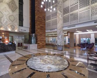 Trendy Verbena Beach - Side - Resepsjon