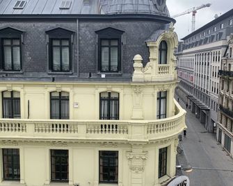 Safestay Brussels Grand Place - Brussels - Building