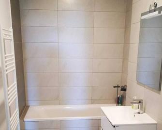 A new place in a new residencial area - Târgu Mureş - Bathroom