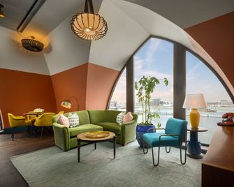 The July - Boat & Co - Amsterdam - Lounge
