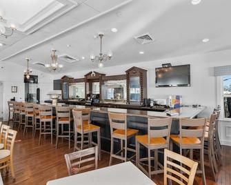 Tavern On The Bay Resort - Somers Point - Бар