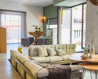 Sunshine Boutique Hotel - Mália - Sala de estar