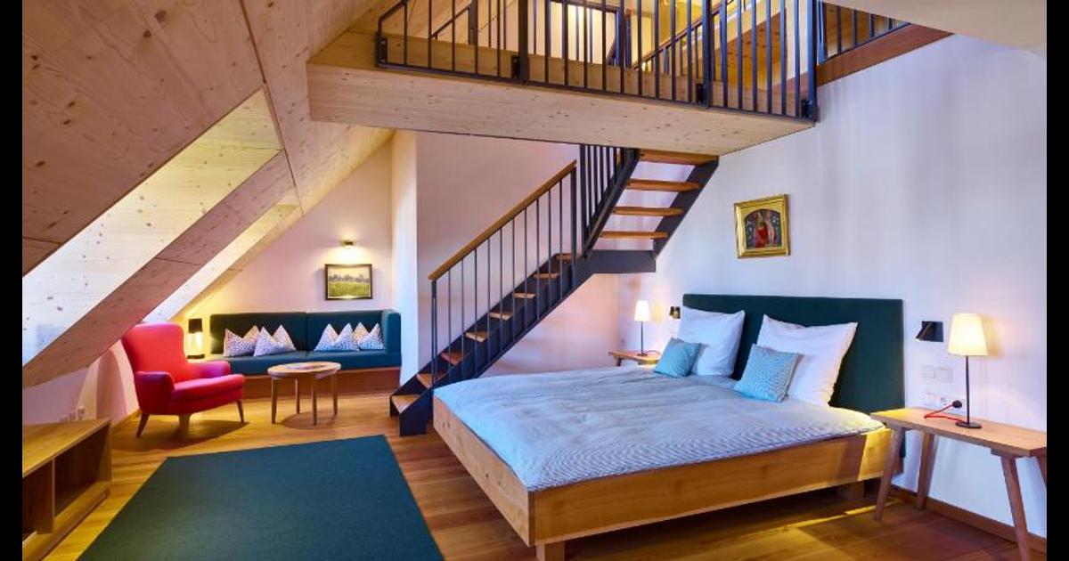 Romantik Hotel Zum Klosterbräu, Neuburg an der Donau, Germany Compare Deals