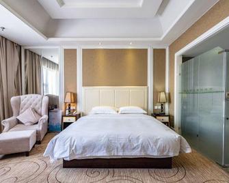 Anji International Holiday Hotel - Huzhou - Bedroom