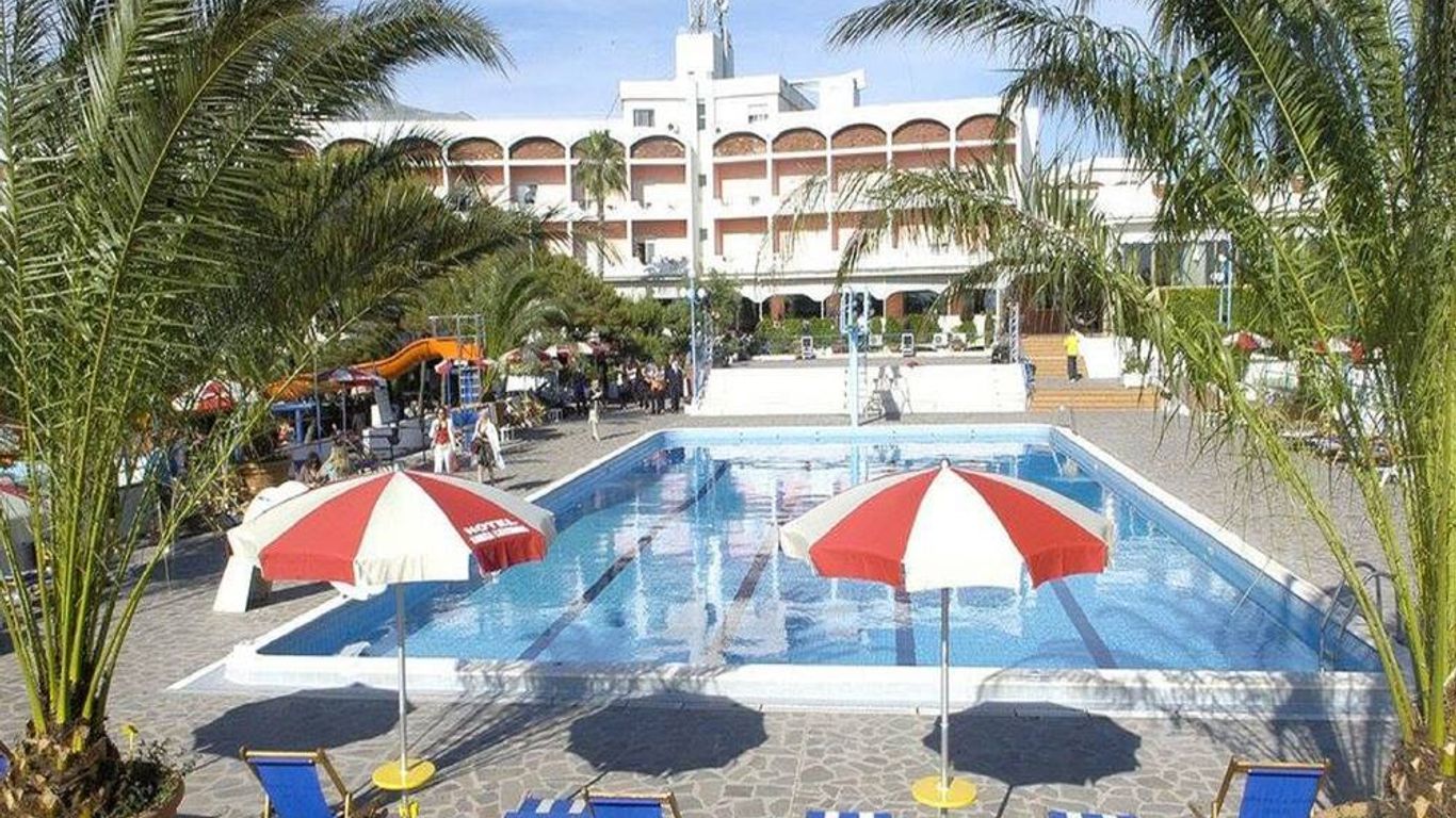 聖塔卡特林納鄉村俱樂部酒店