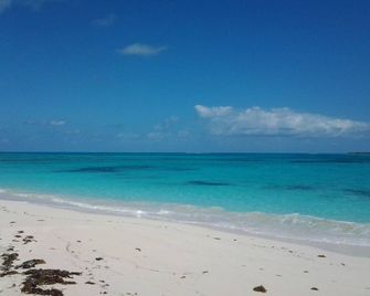 The Exuma Pearl Cottage - Nassau - Beach