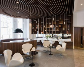 Mowbray Court Hotel - London - Lounge