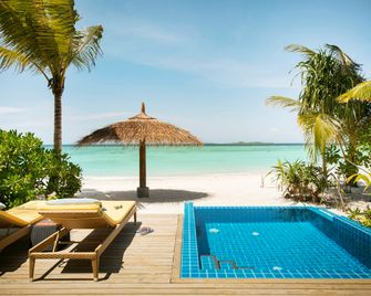 Robinson Club Noonu - Manadhoo - Pool