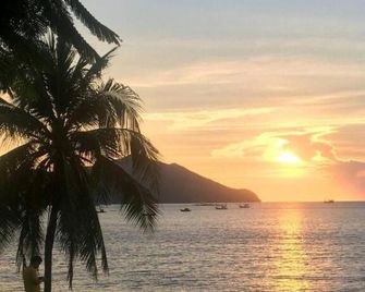 Sea Hill Boutique Residence - Bang Sare