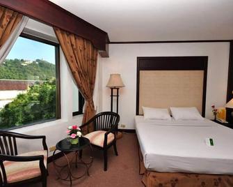 Royal Diamond Hotel - Phetchaburi - Schlafzimmer