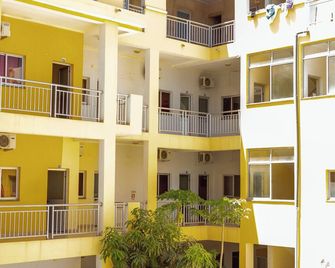 Hospedaria Rasimão 1 - Benguela - Edificio