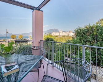 Hotel Al Castello - Torri Del Benaco - Parveke