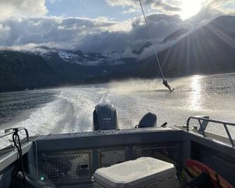 Accessible, Comfort, Convenient Location 106 - Juneau - Balcony