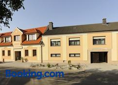Pension zur Sonne - Ильмиц - Здание