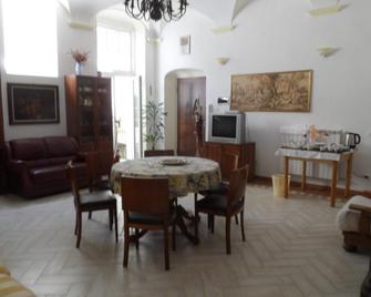 B&b Palazzo Barli - Pieve di Teco - Comedor