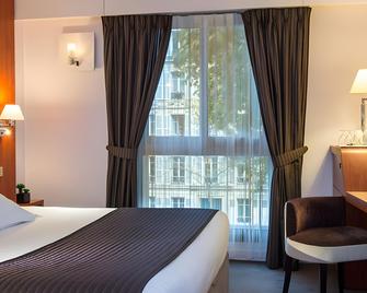 Hotel Ampere - Paris - Quarto
