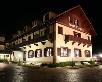 Hotel Floresta - Poços de Caldas - Edifício