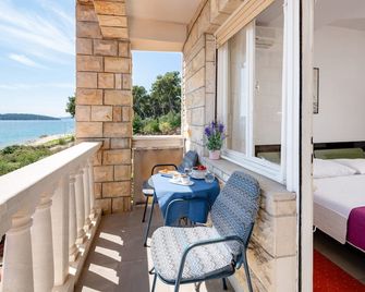 Villa Segetski dvori - Tradition since 1964 - Seget Donji - Balkon
