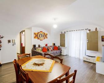 Catania Central Flat - Catania - Dining room