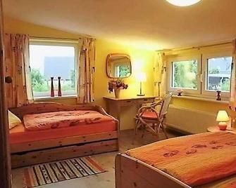 Apartment Amselnest - Holiday Gundelrebe - Sehlen - Schlafzimmer