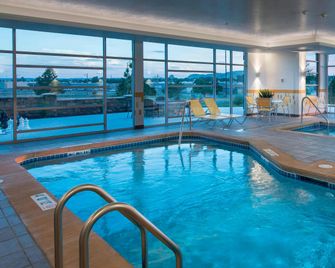 Fairfield Inn by Marriott Scottsbluff - Scottsbluff - Pool
