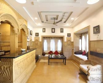 Hotel Jessulkot - Jaisalmer - Receptionist
