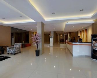 The Gloria Suites Grogol - Jakarta - Lobby