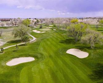 Southwestern Villa - Pueblo West - Golf course