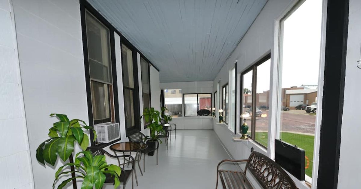 Perfect Stay Inn & Suites from $50. Blair Hotel Deals & Reviews - KAYAK