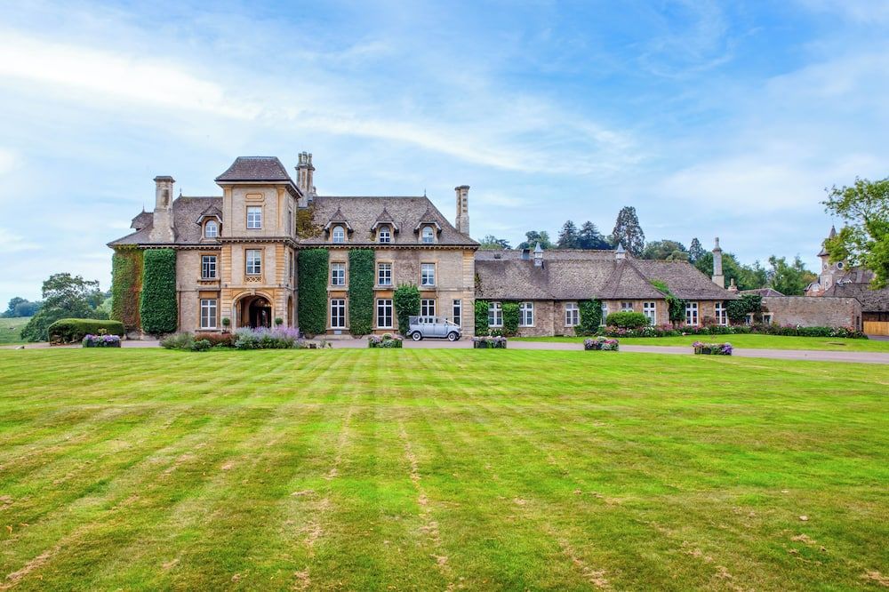 Eastwood Park Country House - Falfield - Building
